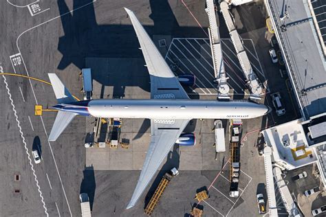 Flying on the Boeing 777 — Everything You Need to .